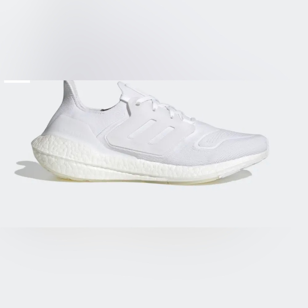 White adidas ultra boost (good used condition)